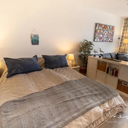 11 Suedstrandlaeufer App.58-003 *